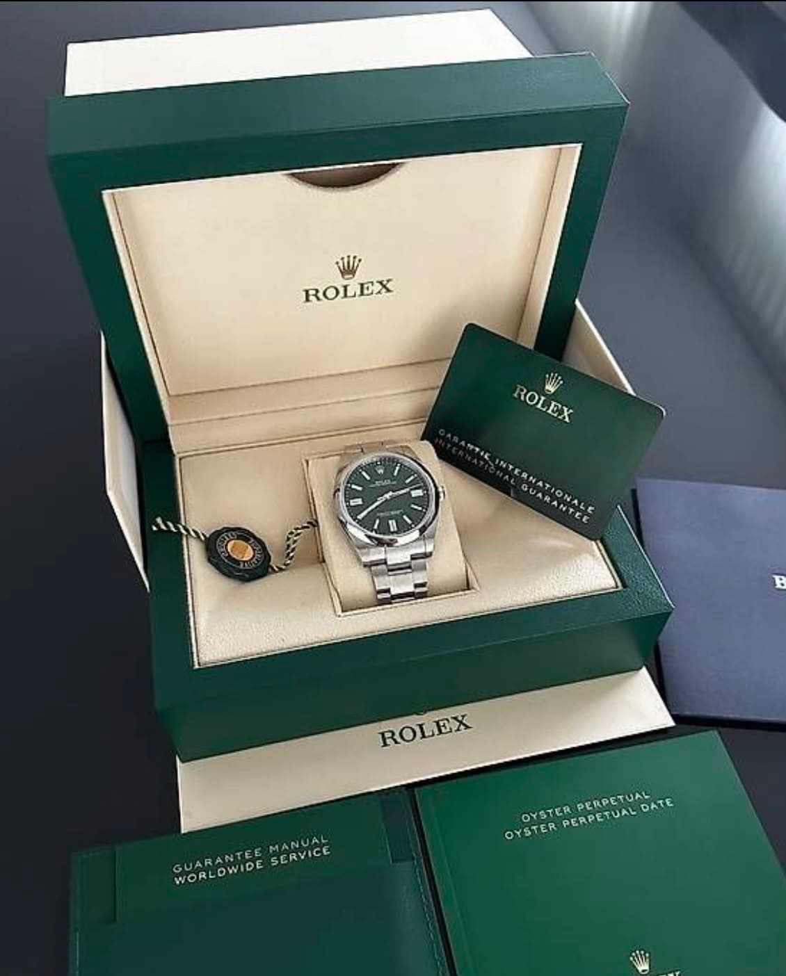 Rolex Oyster Perpetual 41