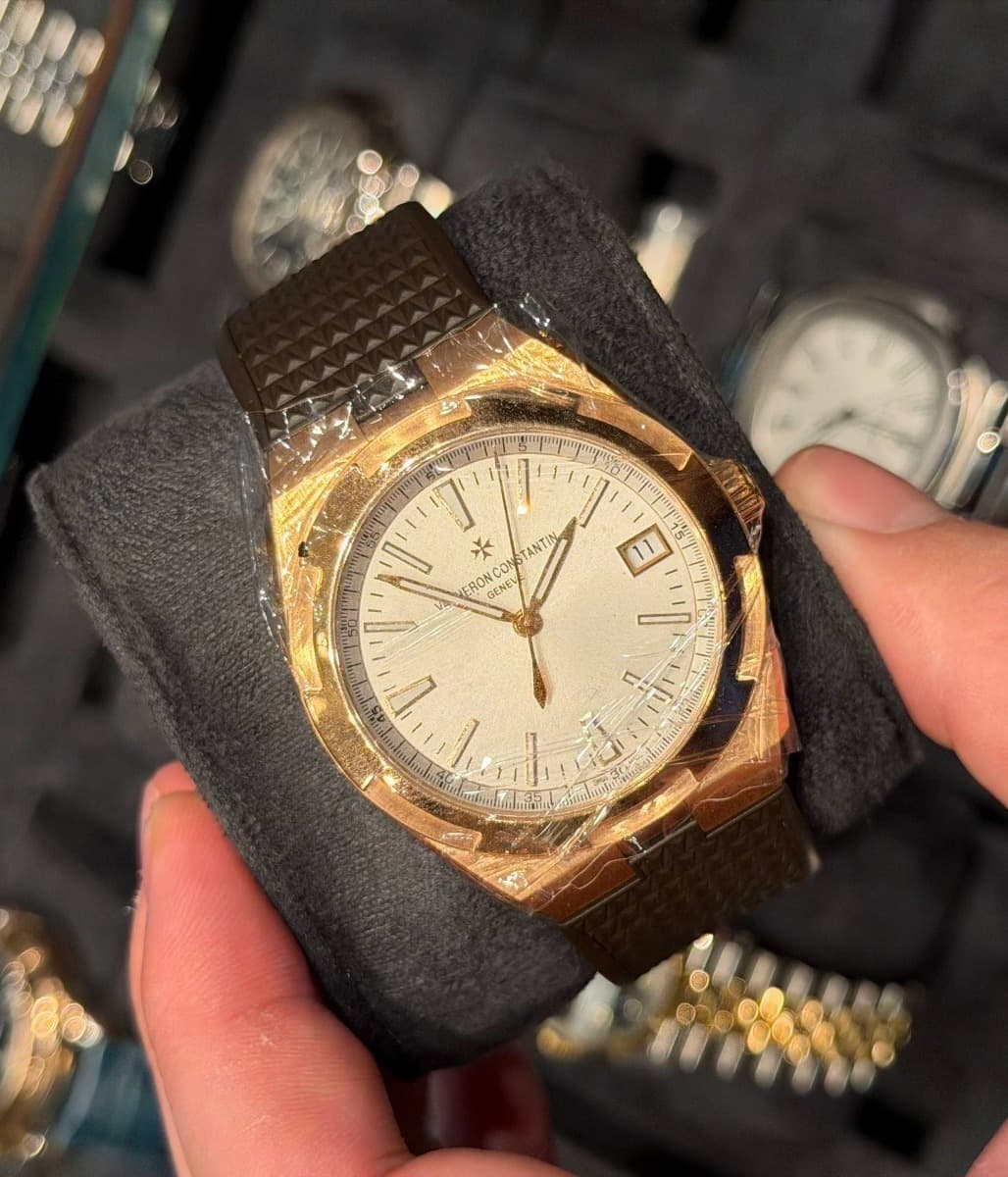 Vacheron Constantin Overseas