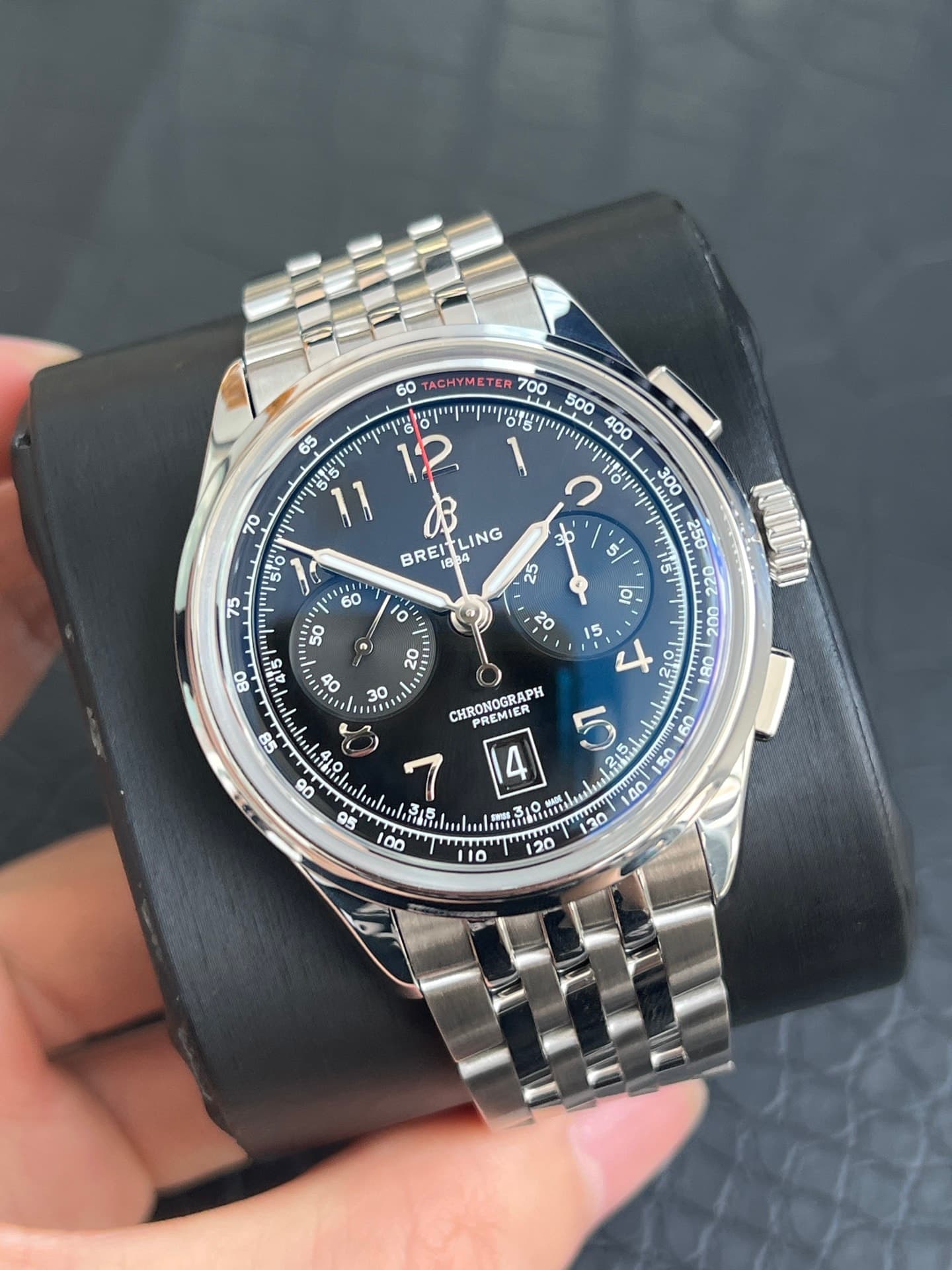 Breitling Navitimer