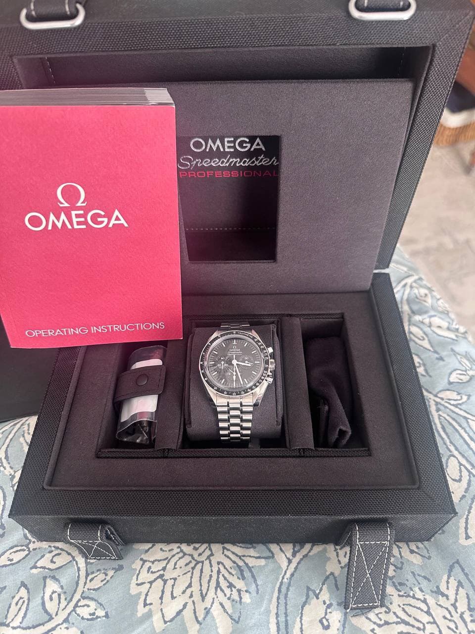 Omega Speedmaster Moonwatch Professional Co-Axial Master Chronometer Chronograph
