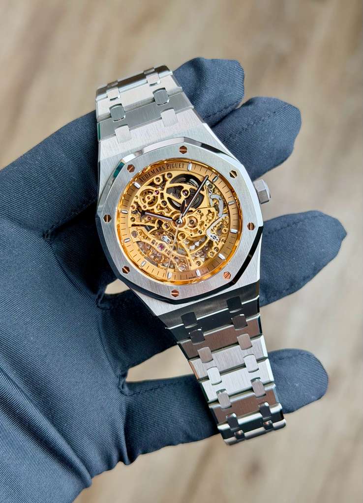 Audemars Piguet Royal Oak (Rose Gold)