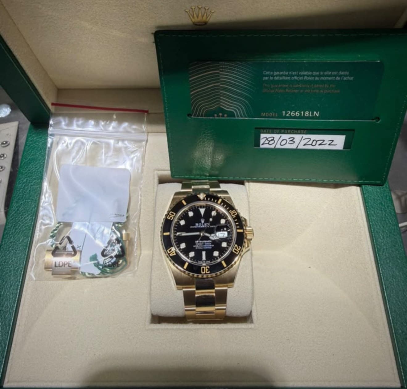 Rolex Submariner (Yellow Gold)