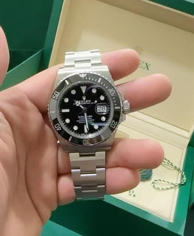 Rolex Submariner Date