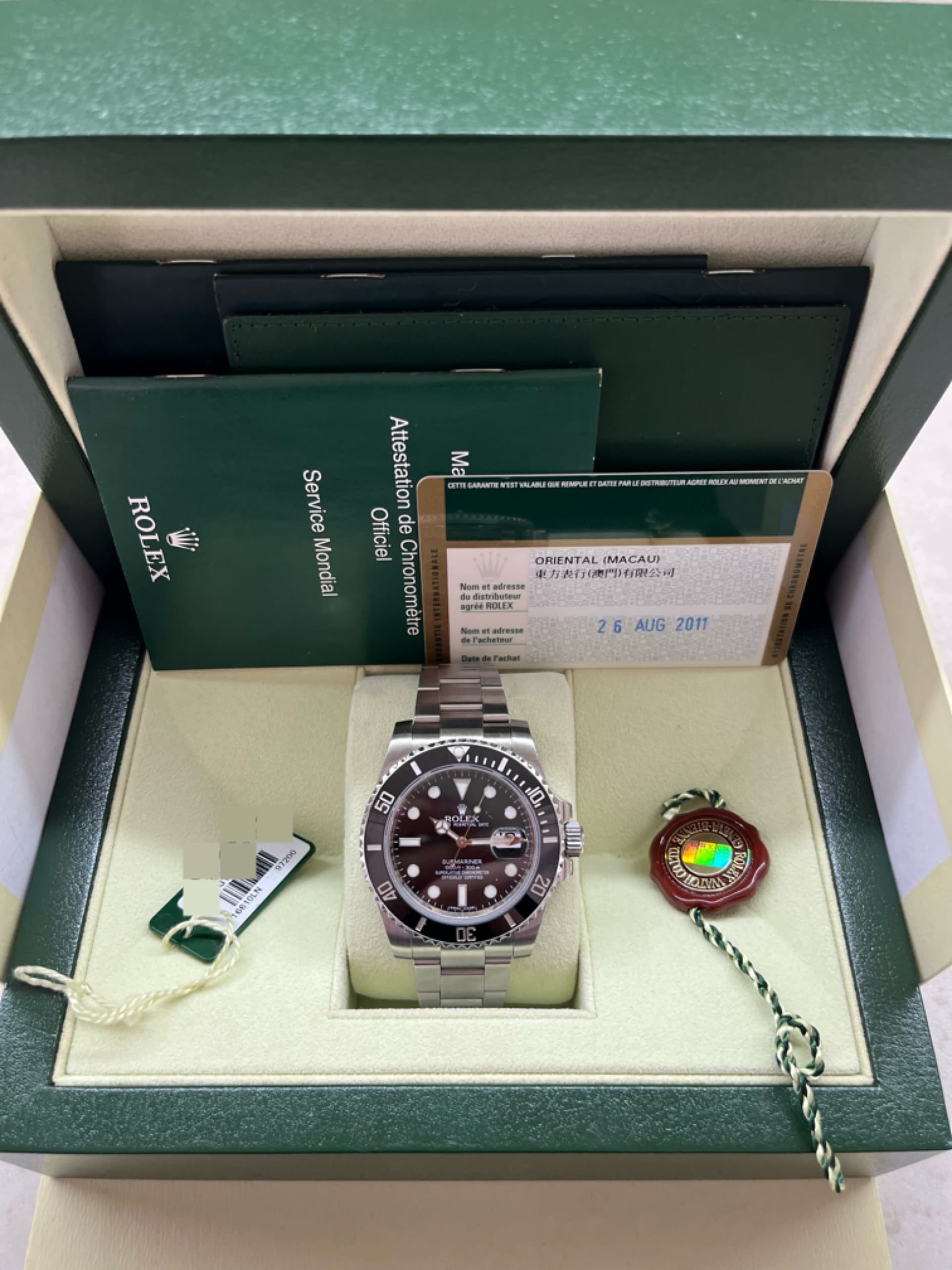 Rolex Submariner Date