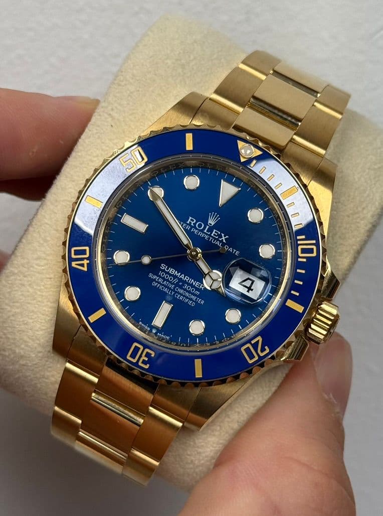 Rolex Submariner (Yellow Gold)