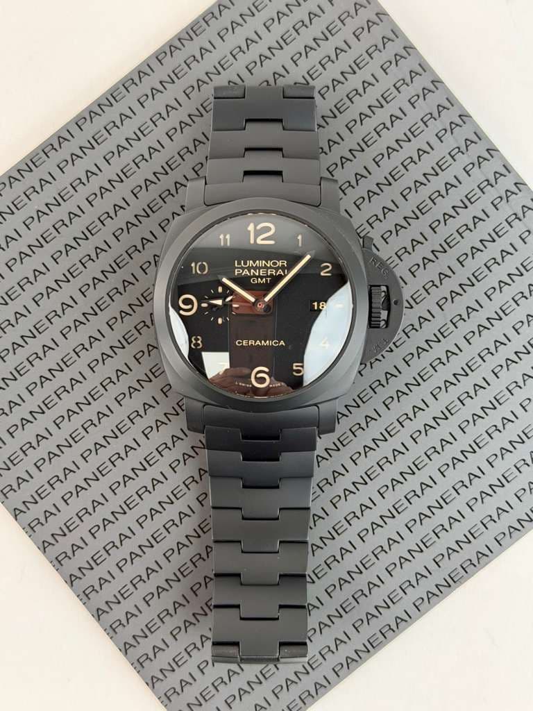Panerai Luminor 1950 3 Days GMT Ceramica