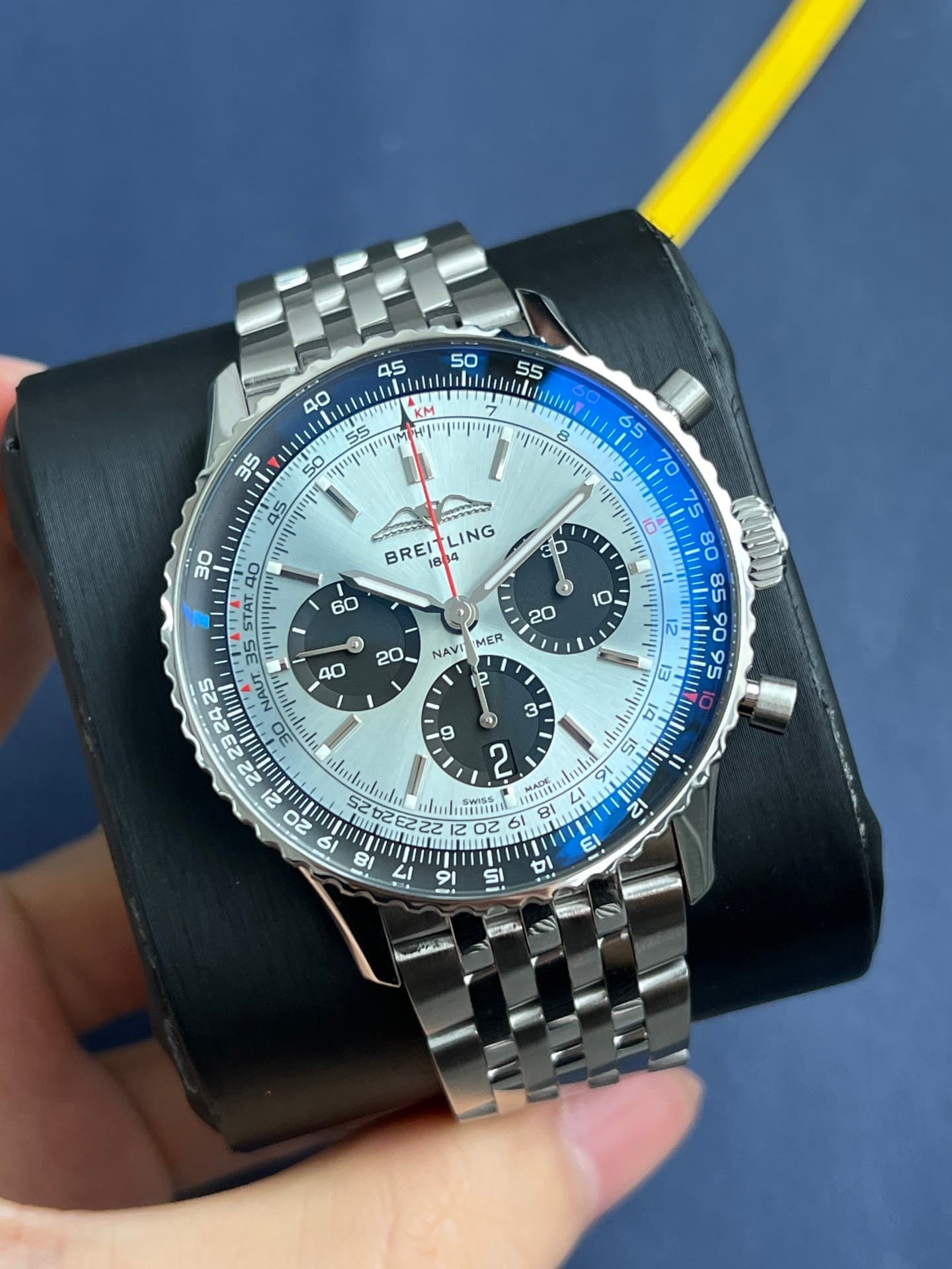 Breitling Navitimer
