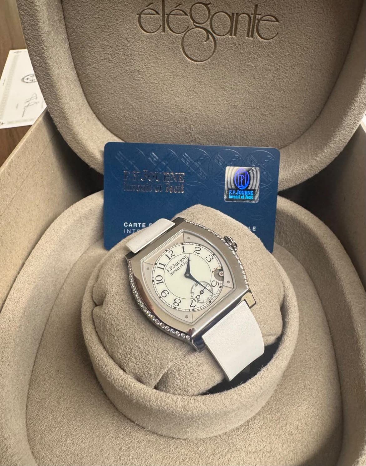 F.P. Journe Élégante