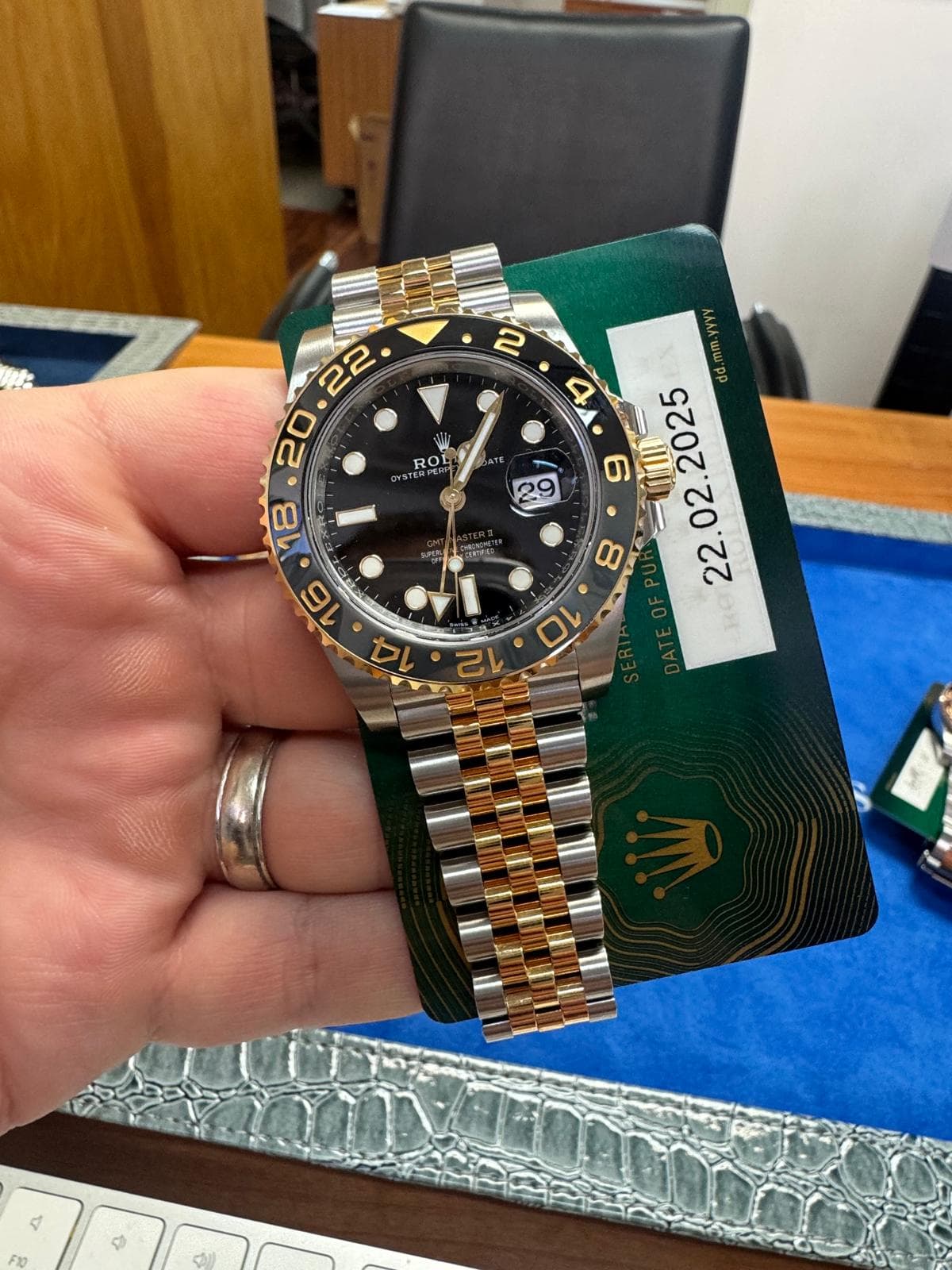 Rolex GMT-Master II (Yellow Gold)