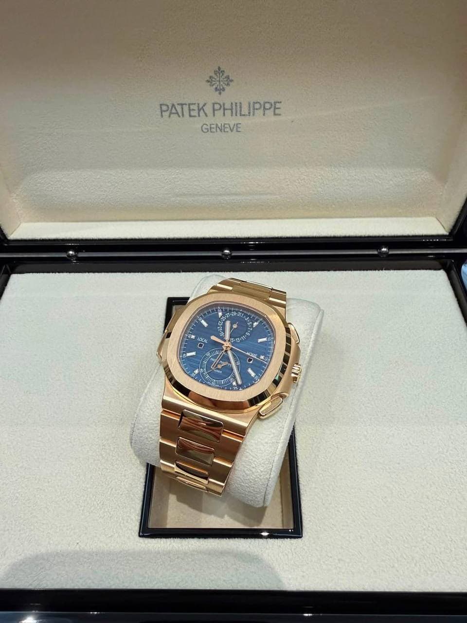Patek Philippe Nautilus