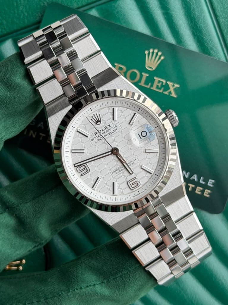 Rolex Land-Dweller