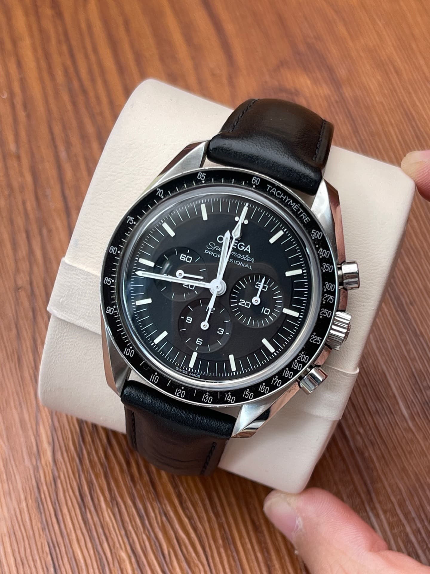 Omega Speedmaster Moonwatch Professional