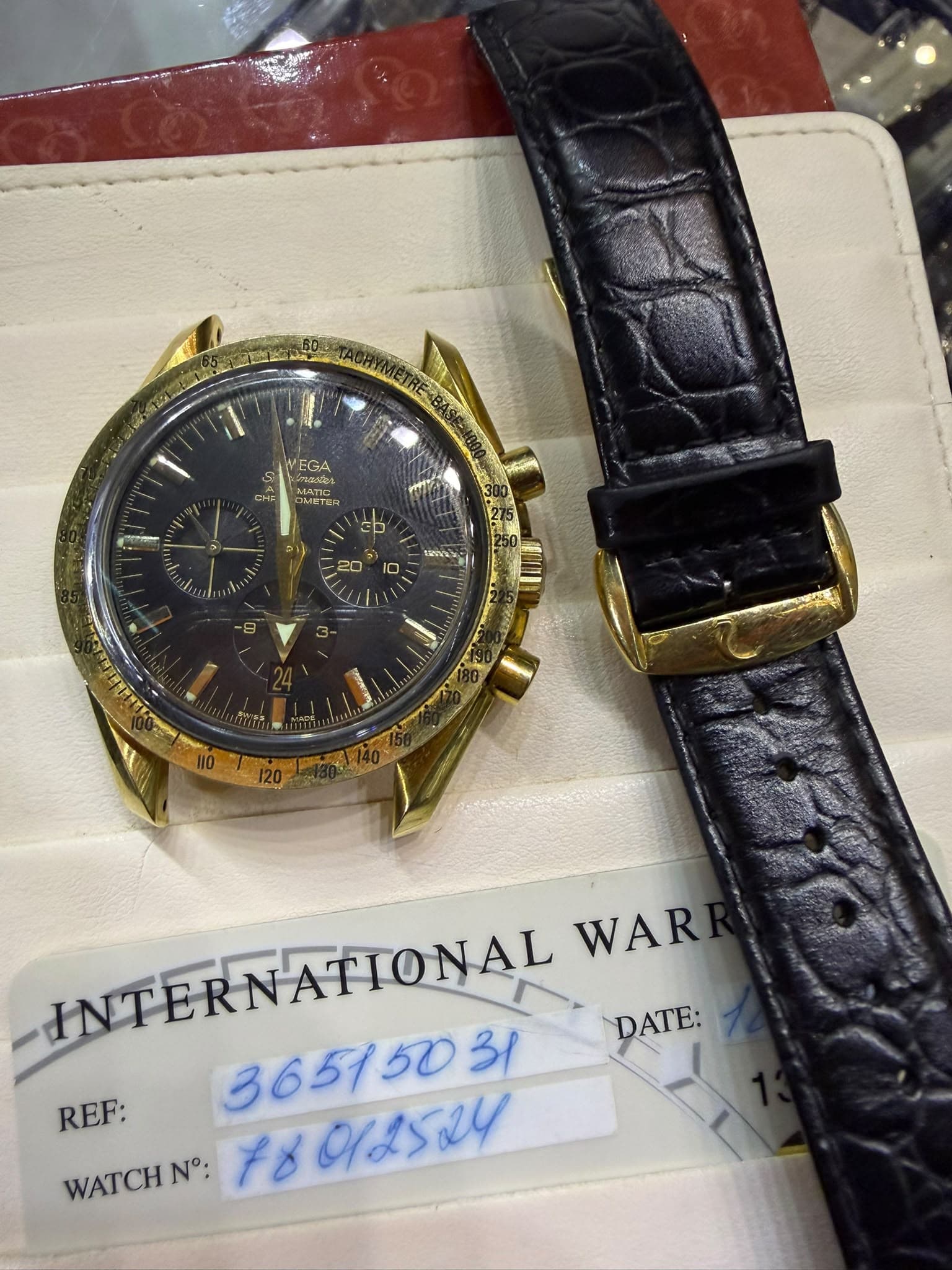 Omega Speedmaster Moonwatch