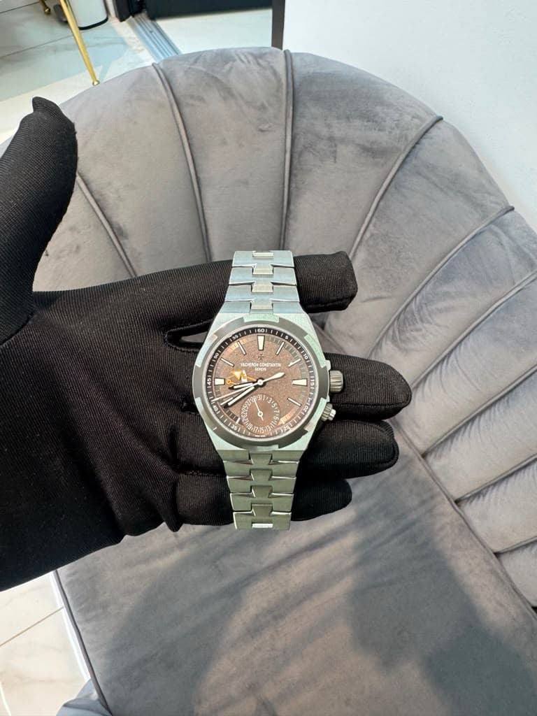 Vacheron Constantin Overseas Dual Time Cardinal Points