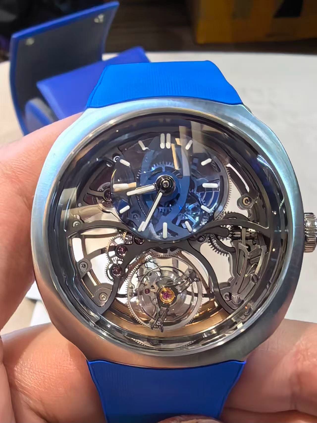 H. Moser & Cie. Streamliner