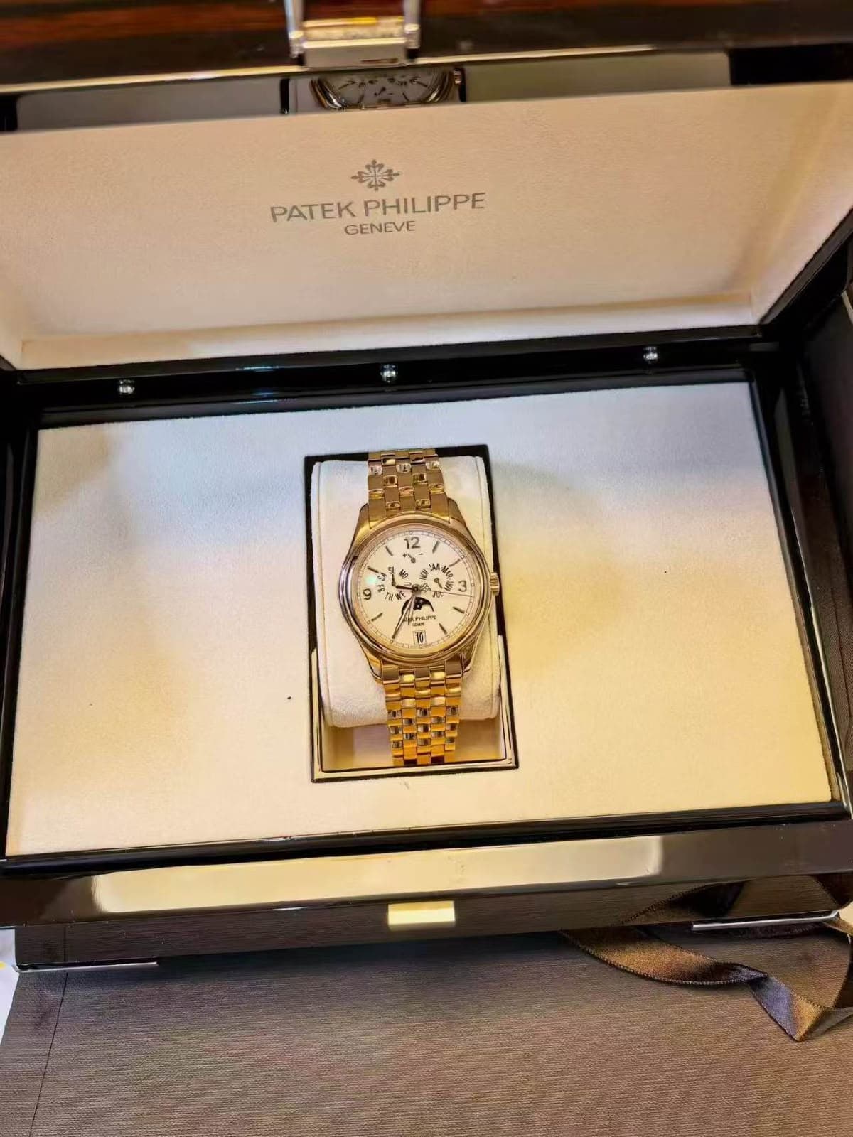 Patek Philippe World Time