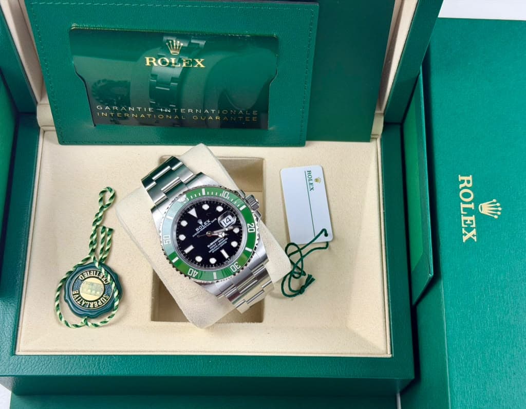 Rolex Submariner Date