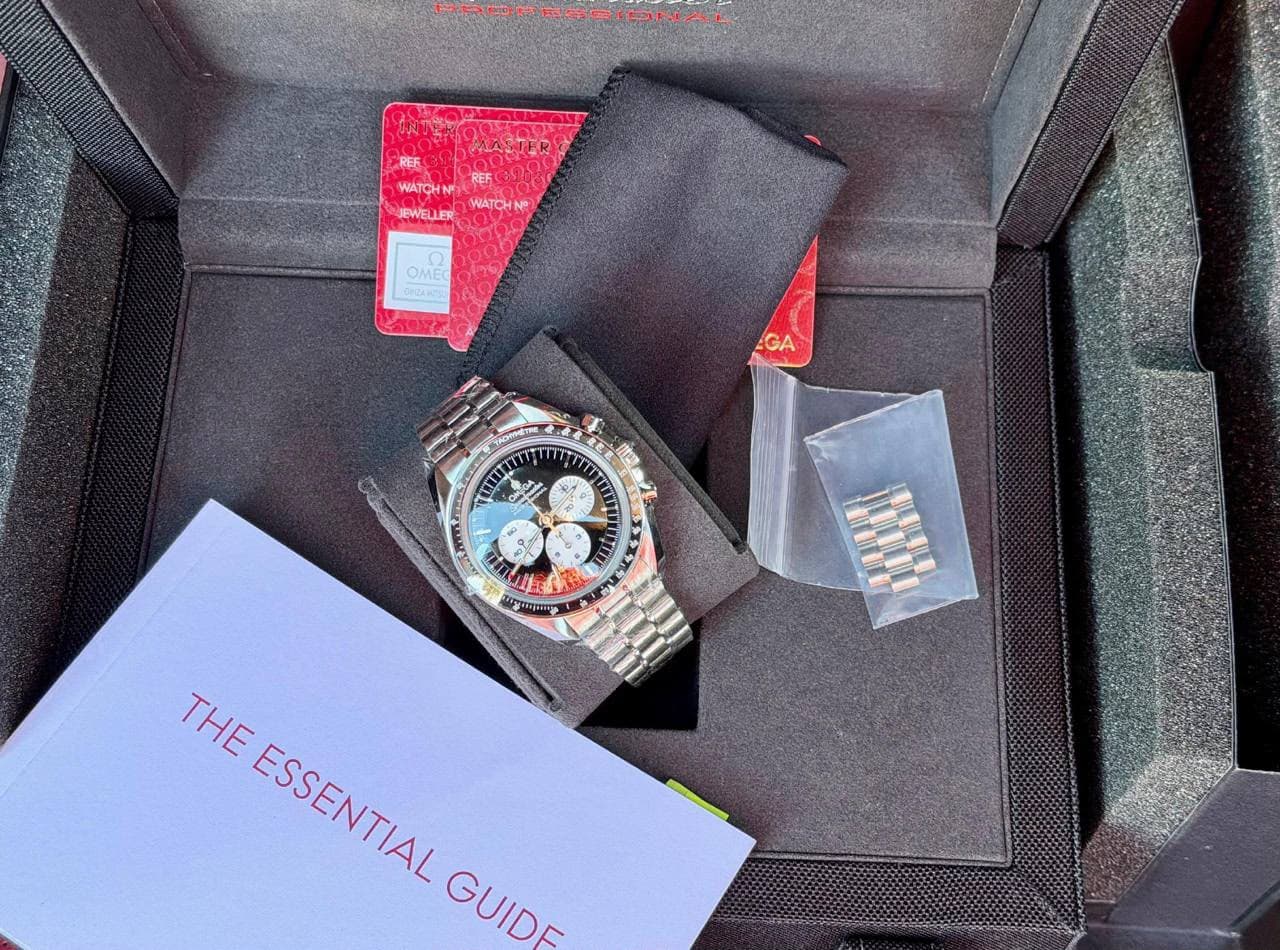 Omega Speedmaster Reverse Panda LeMans