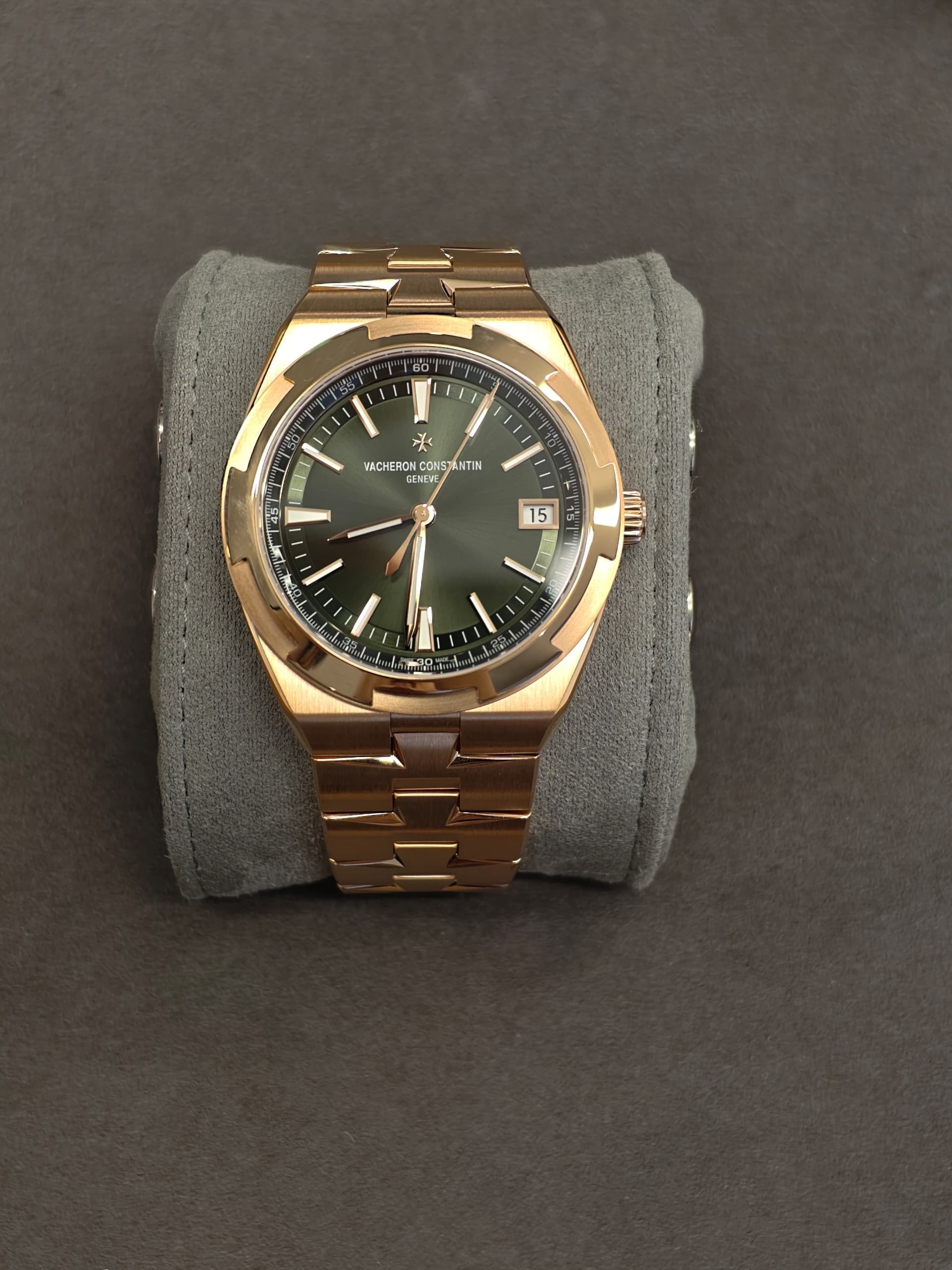 Vacheron Constantin Overseas