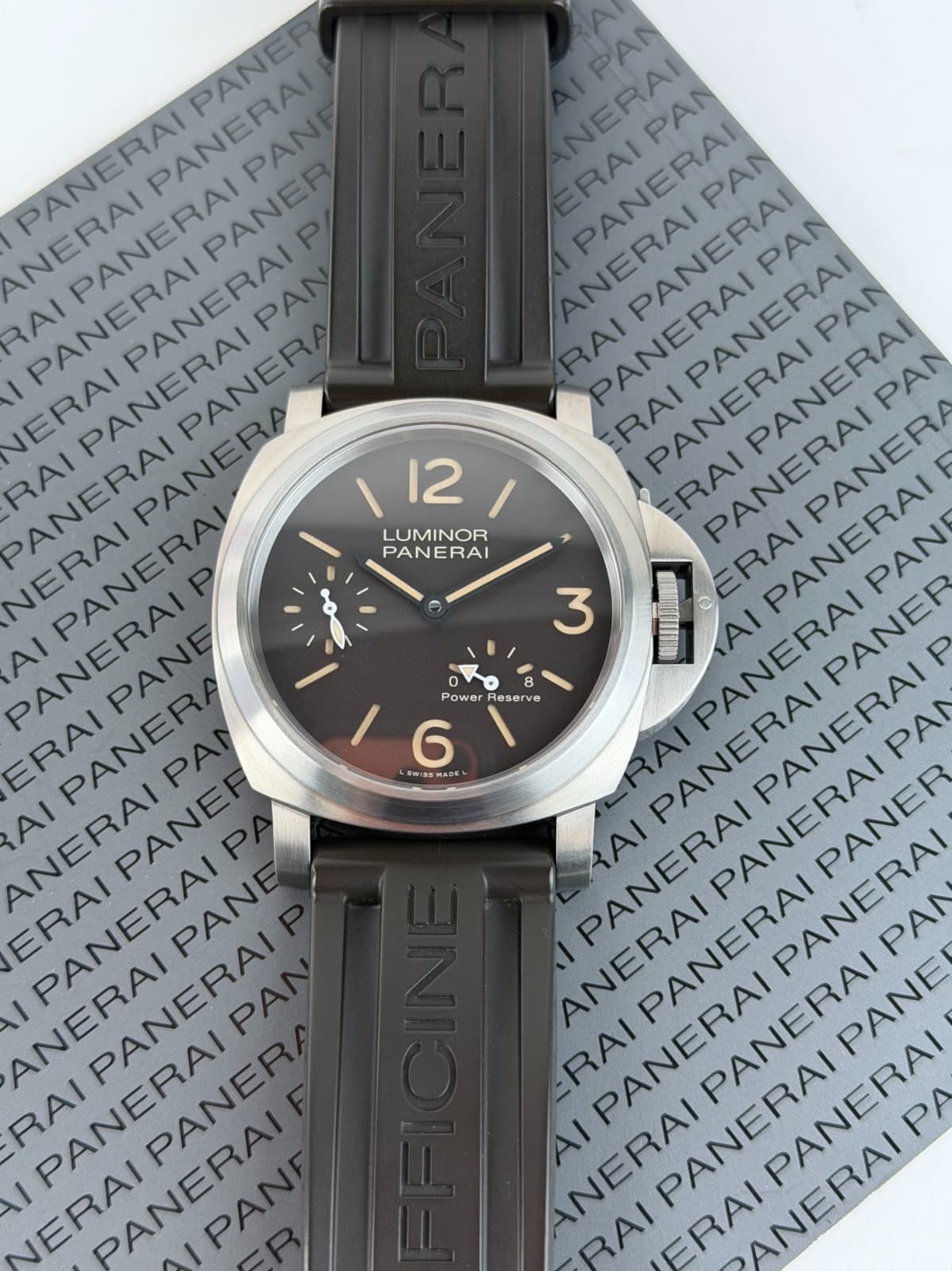Panerai Luminor 8 Days Power Reserve
