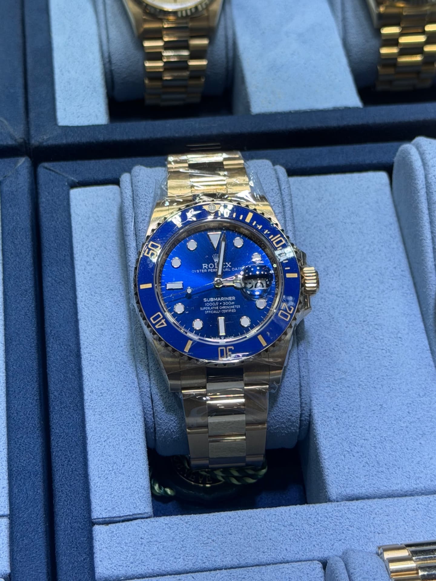 Rolex Submariner (Yellow Gold)