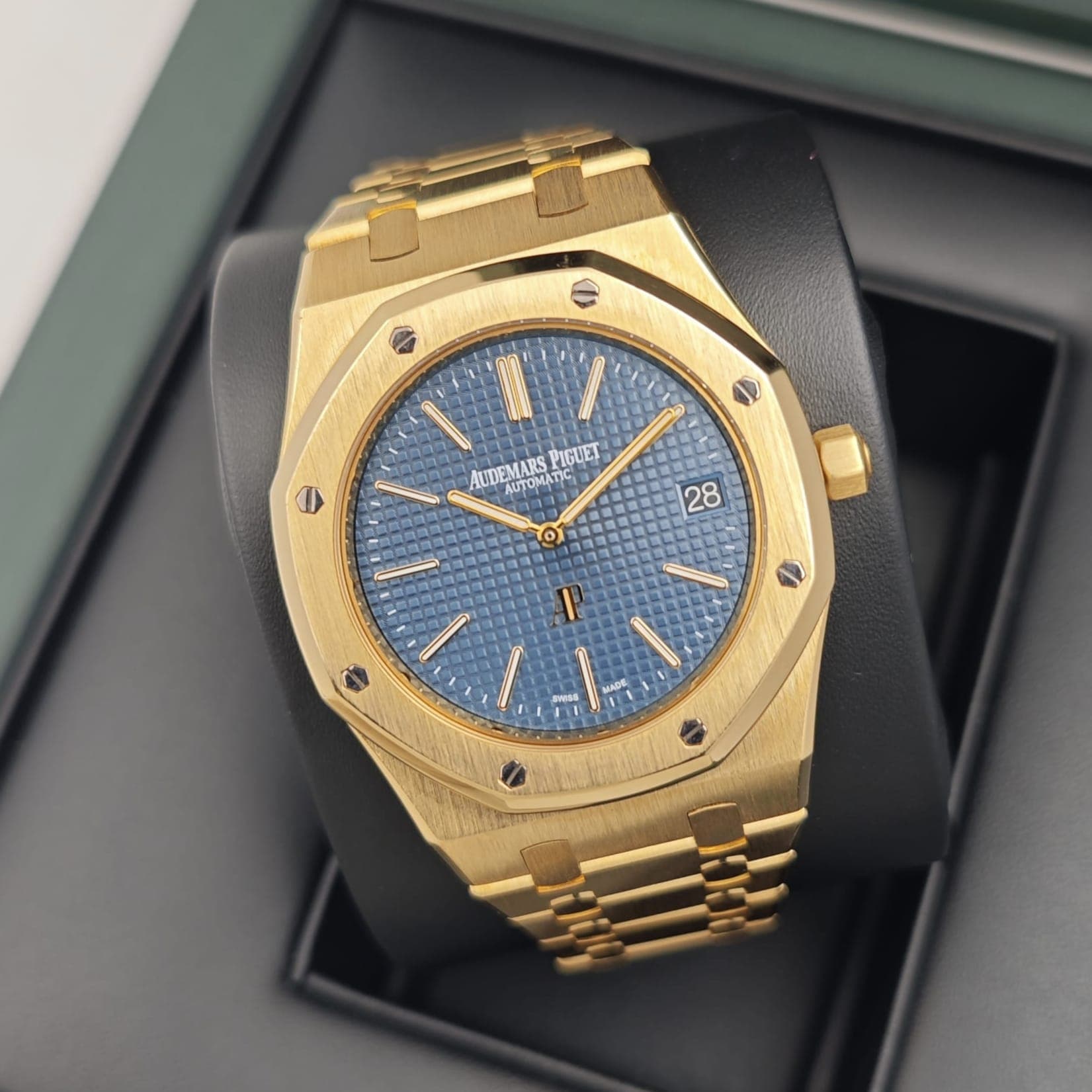 Audemars Piguet Royal Oak Jumbo Extra-Thin