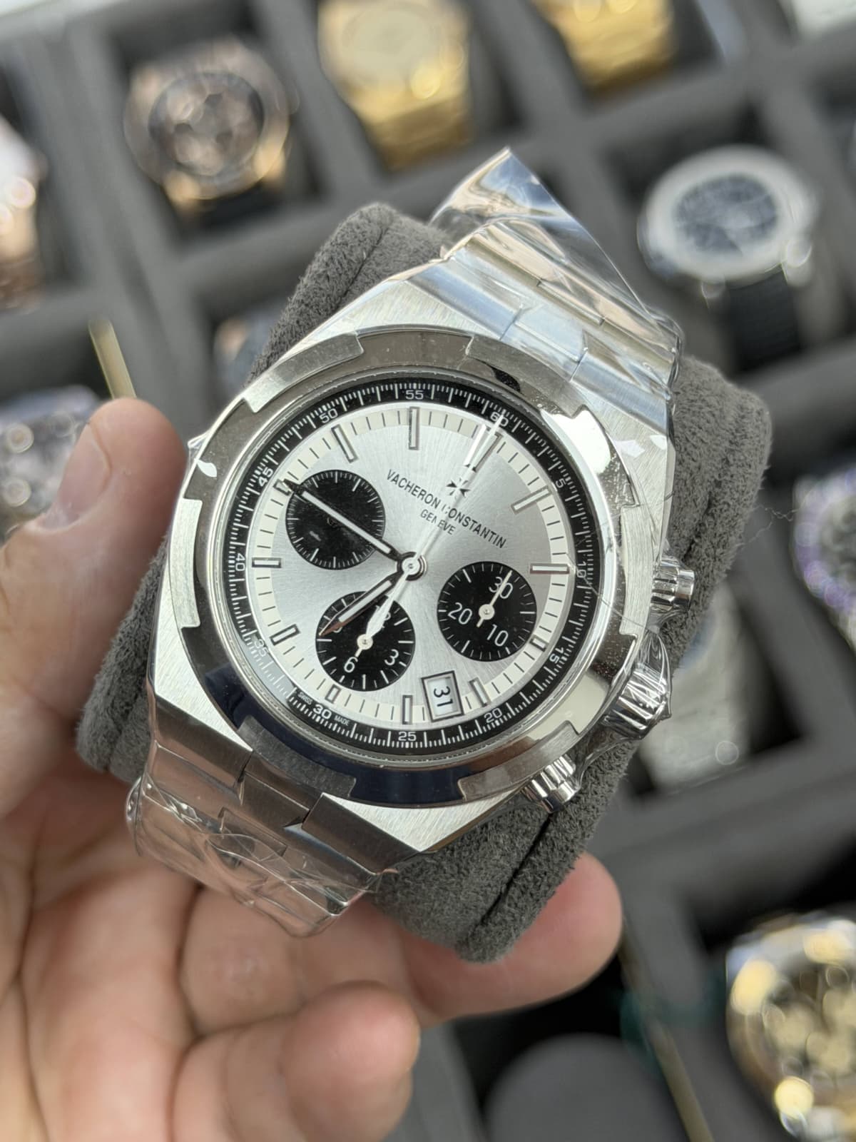 Vacheron Constantin Overseas Dual Time