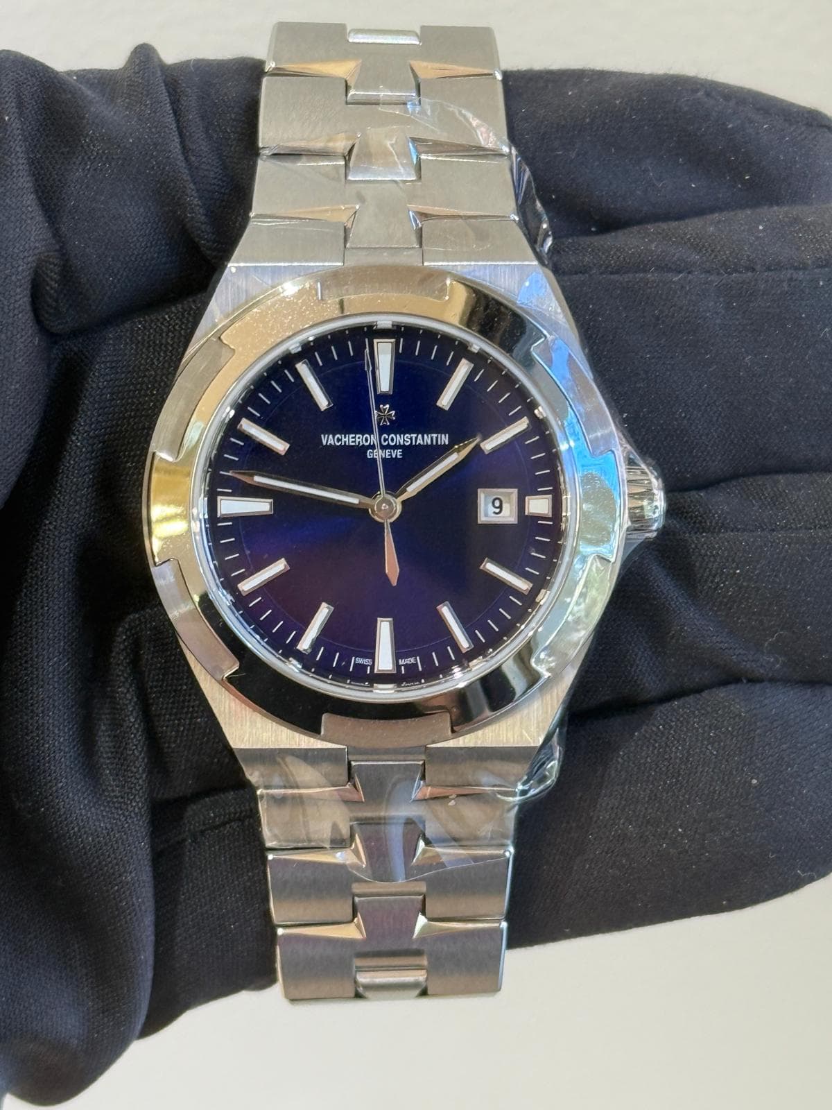 Vacheron Constantin Overseas