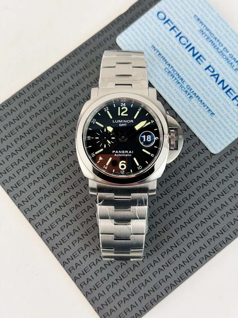 Panerai Luminor GMT