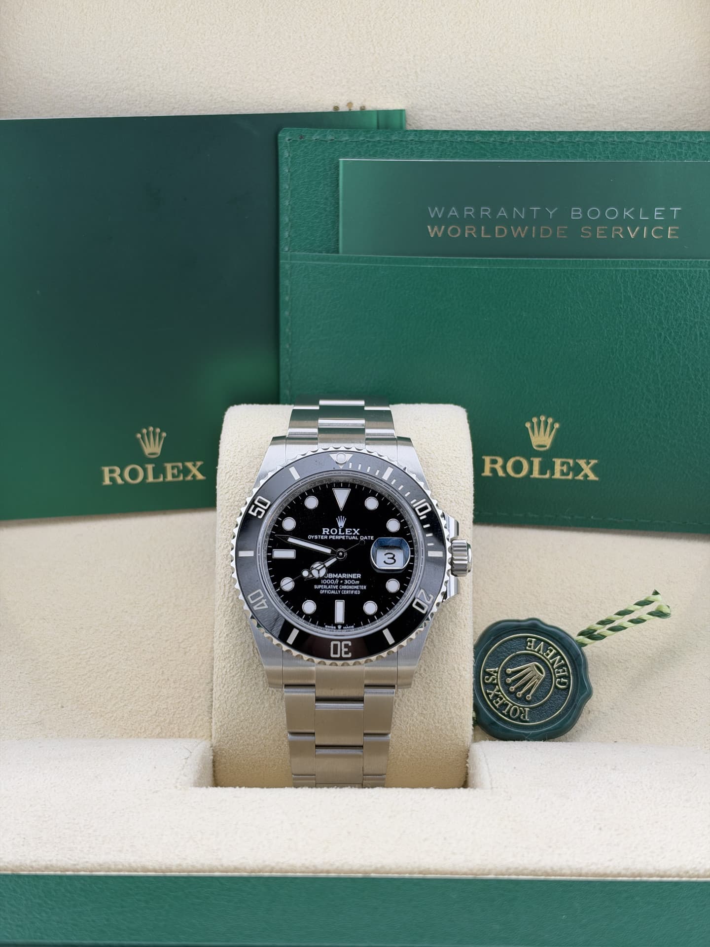 Rolex Submariner Date