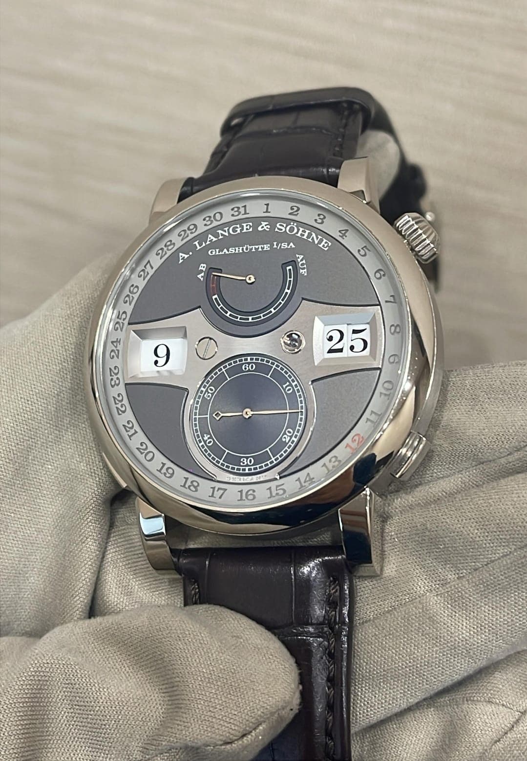 A. Lange & Söhne Zeitwerk Date
