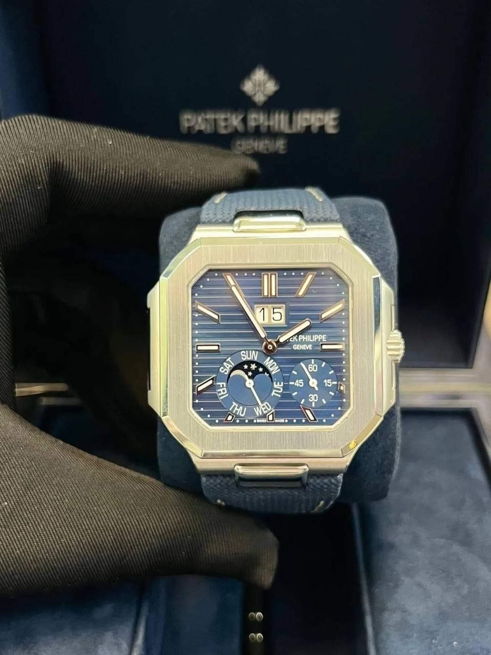 Patek Philippe Aquanaut Travel Time