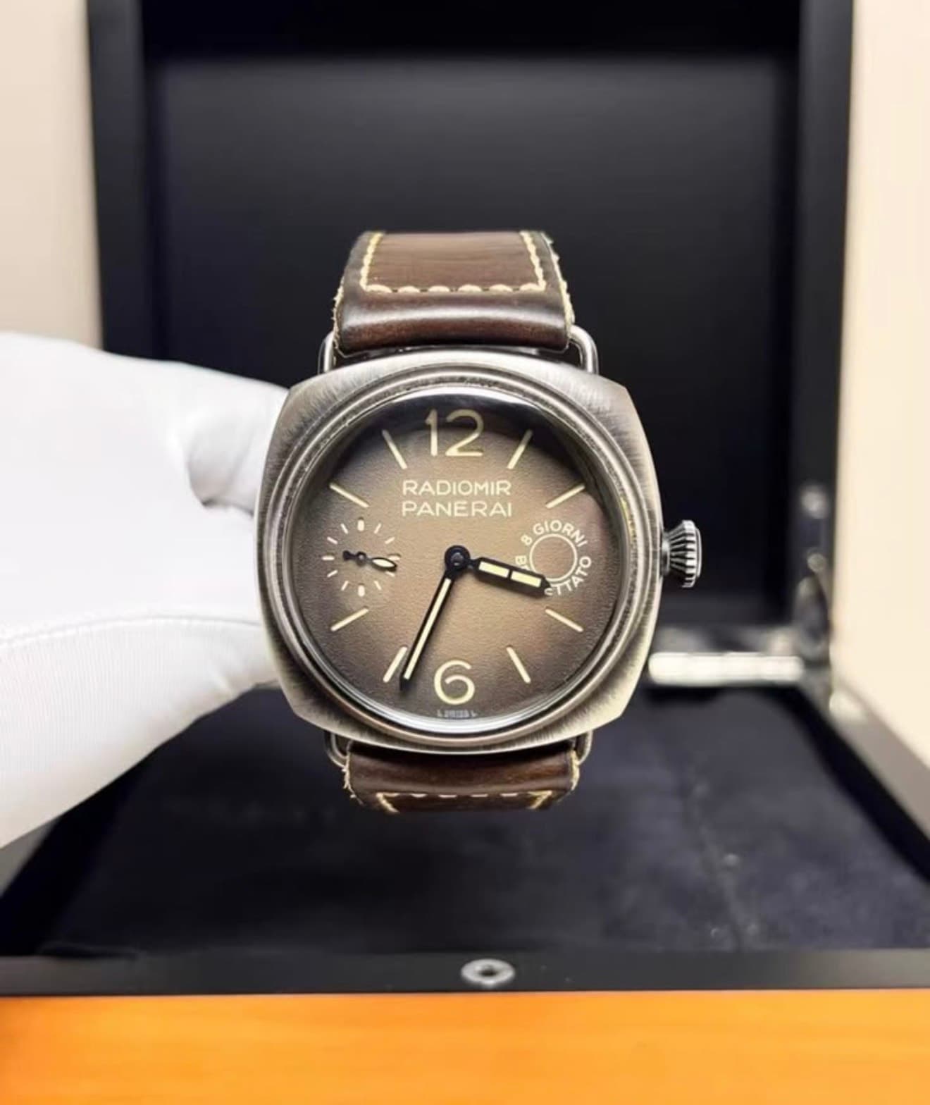 Panerai Luminor Due Luna