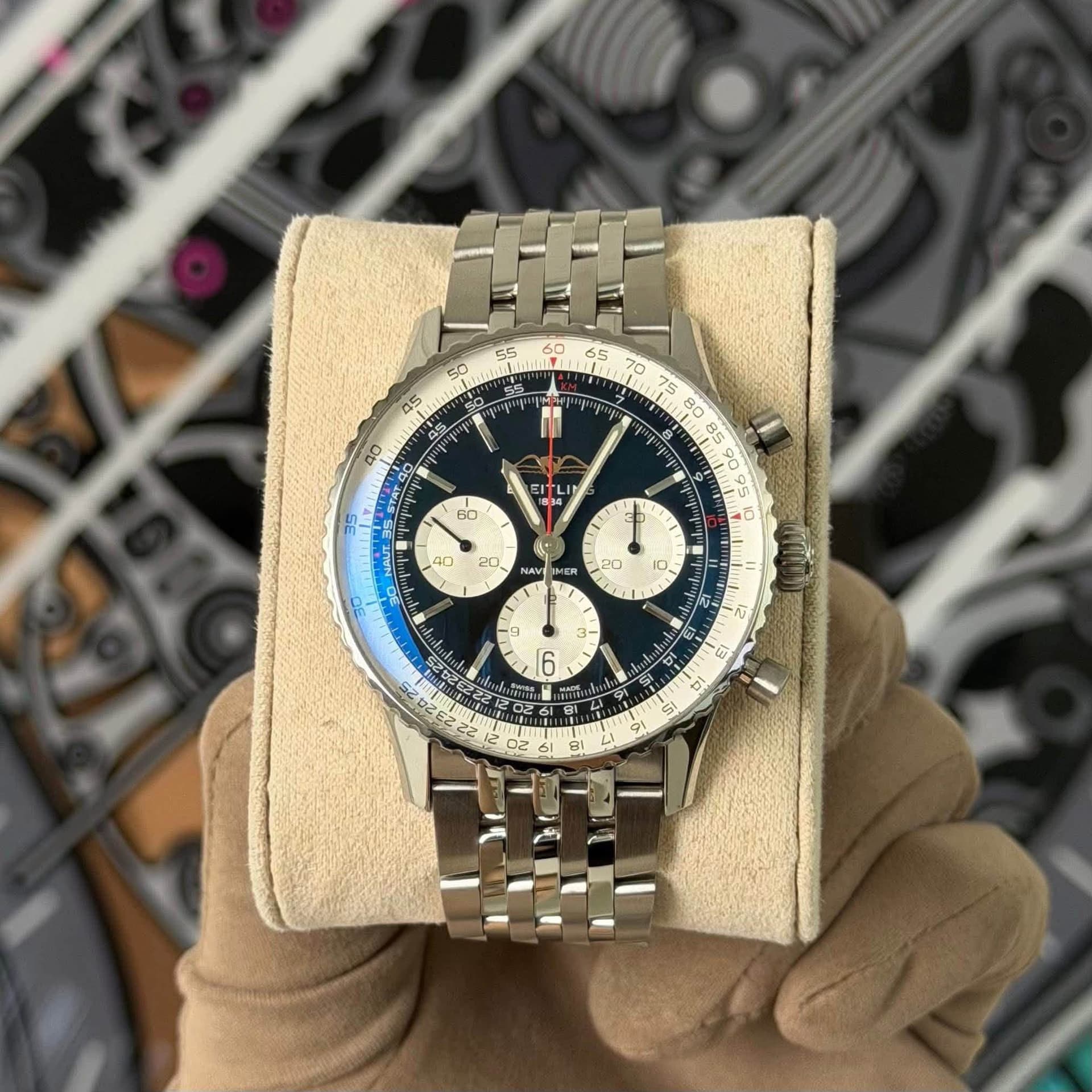 Breitling Navitimer B01 43