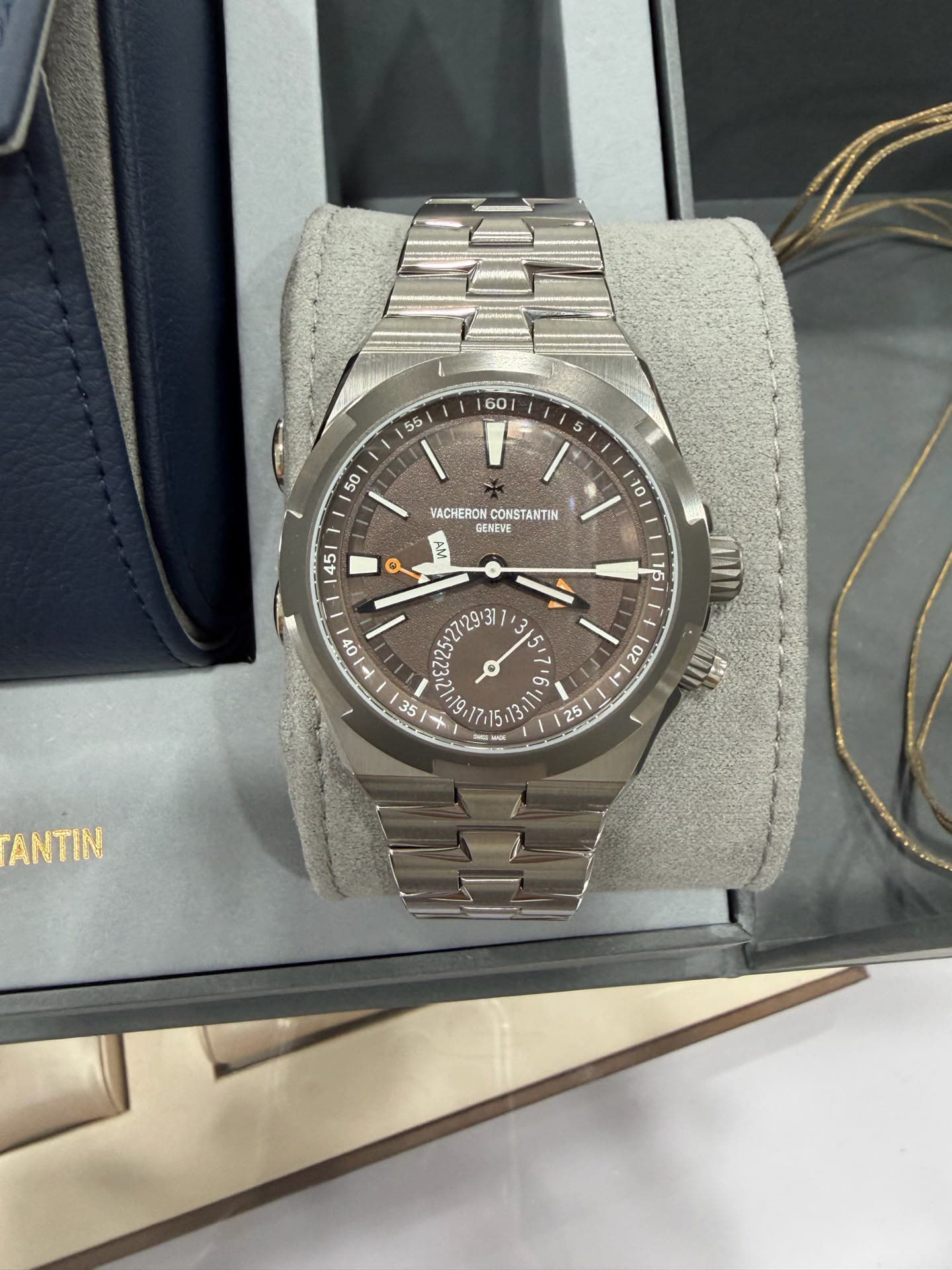 Vacheron Constantin Overseas