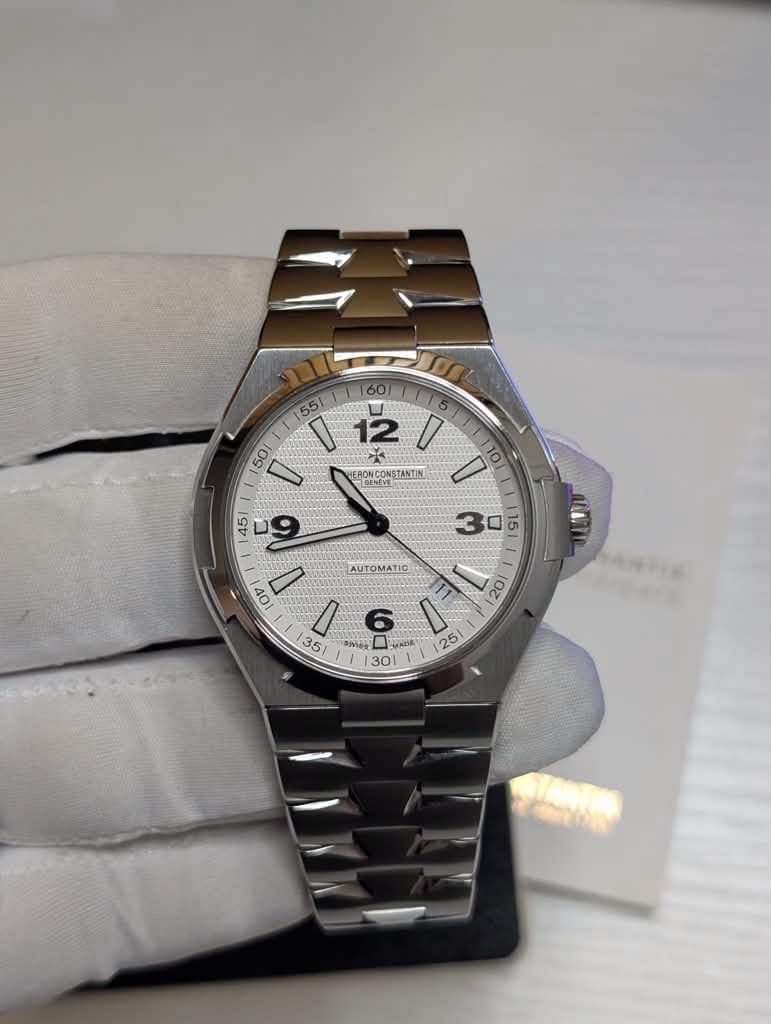 Vacheron Constantin Overseas