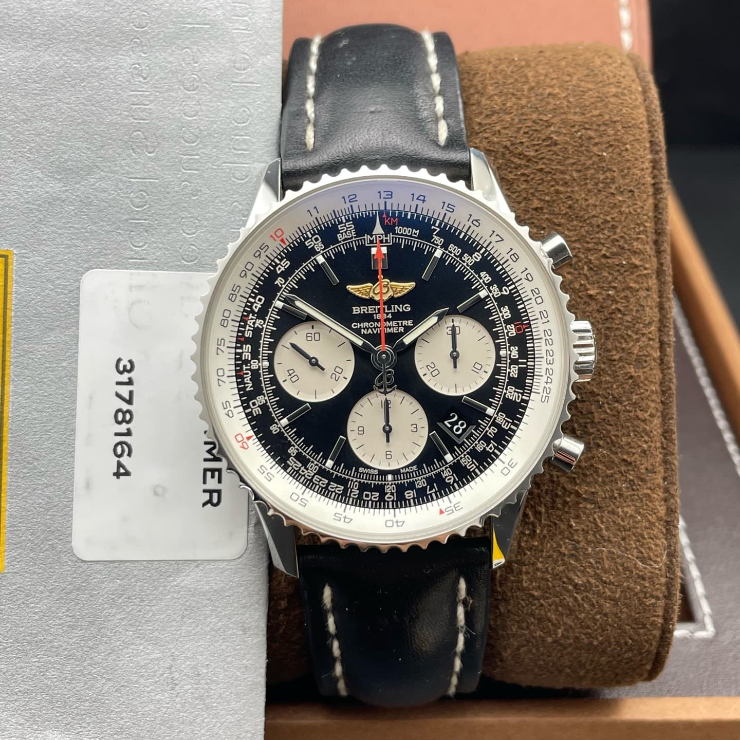 Breitling Navitimer