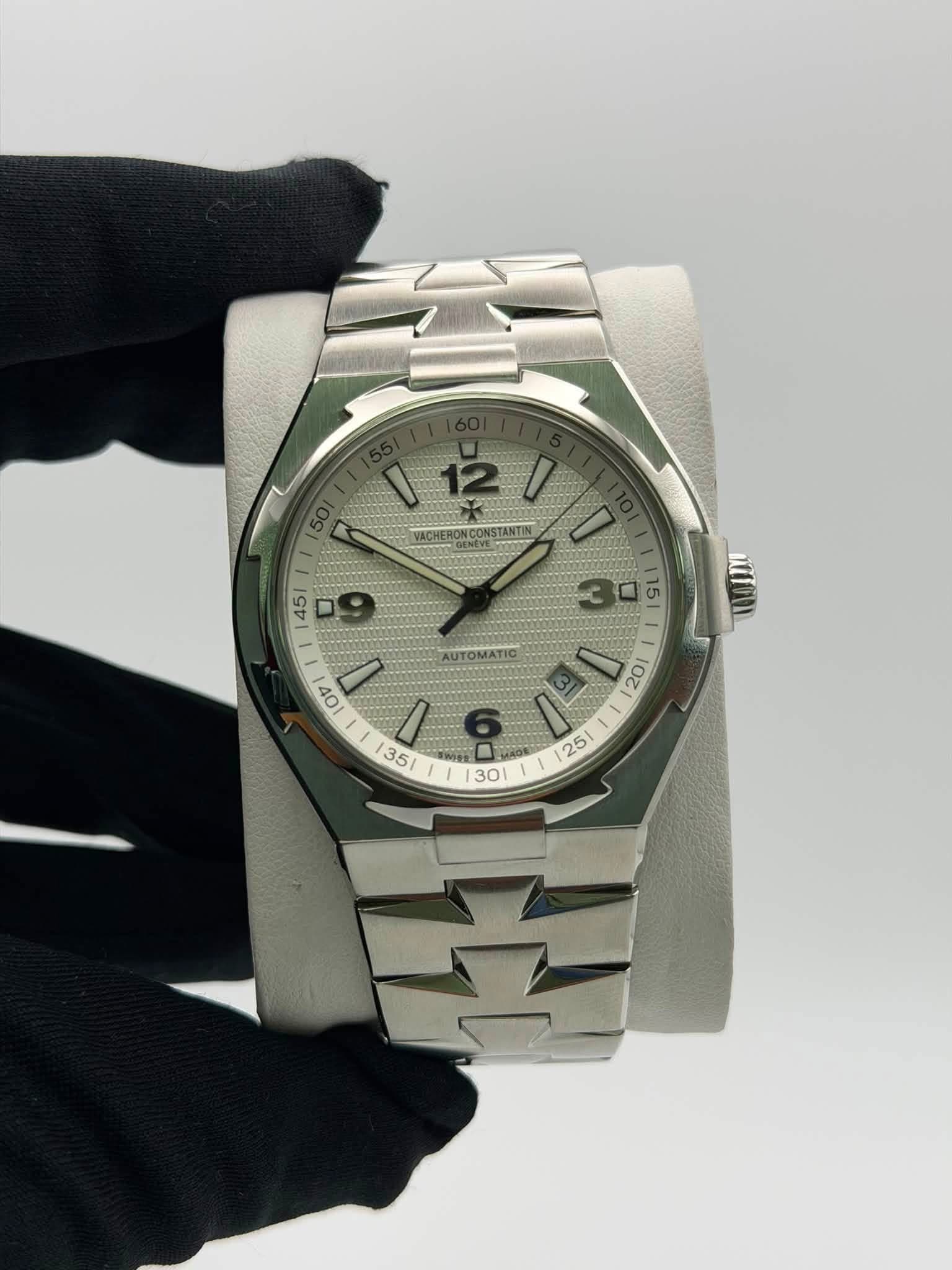 Vacheron Constantin Overseas