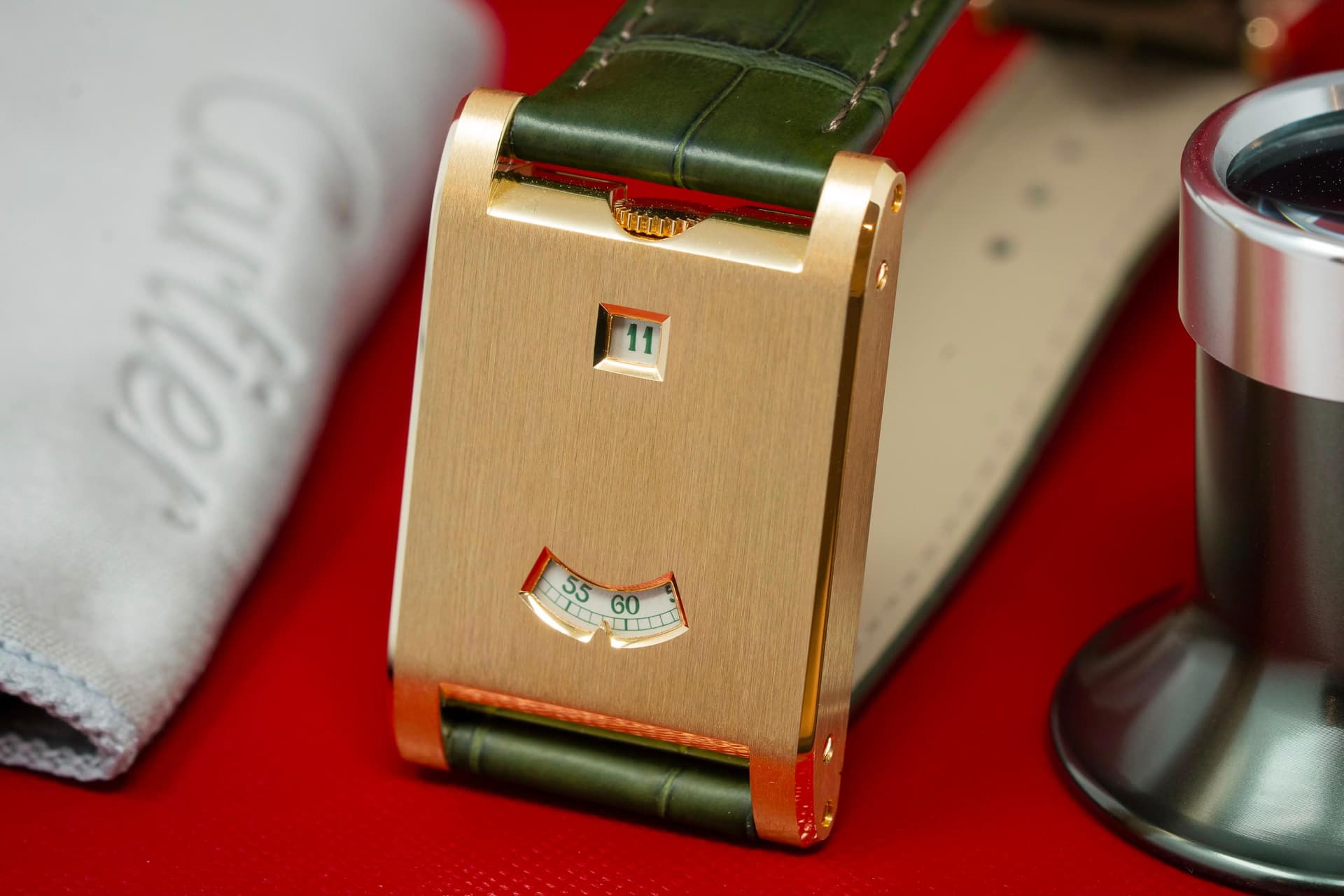 Cartier Tank à Guichet