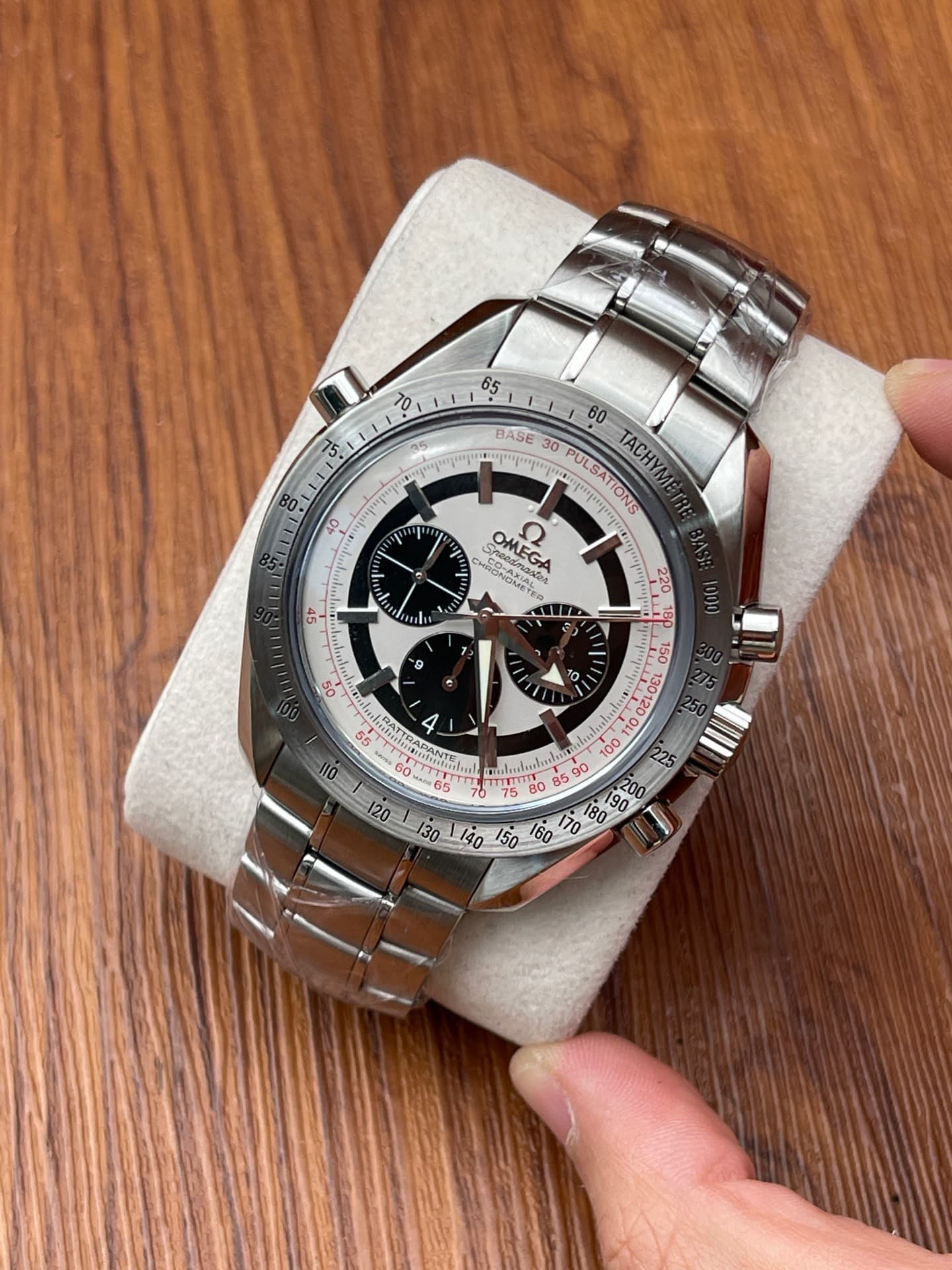 Omega Speedmaster Date