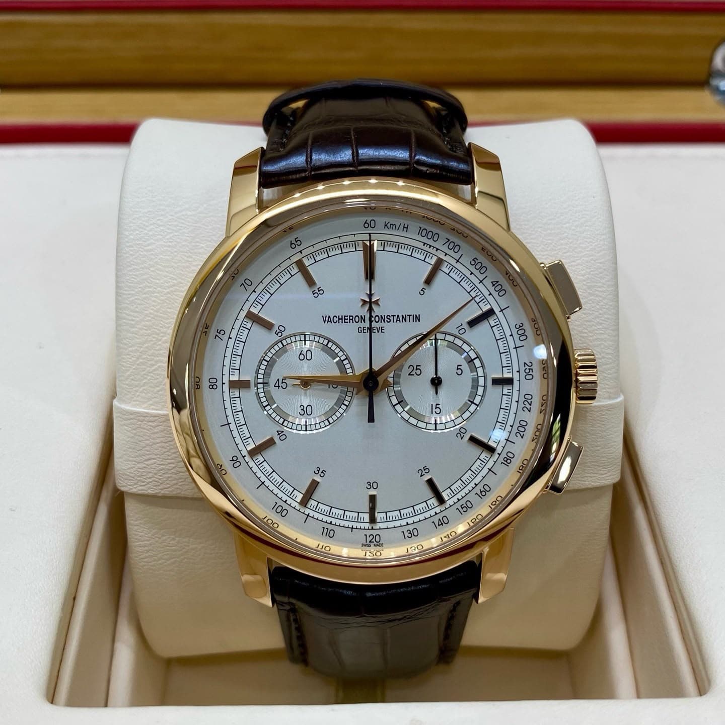 Vacheron Constantin Overseas