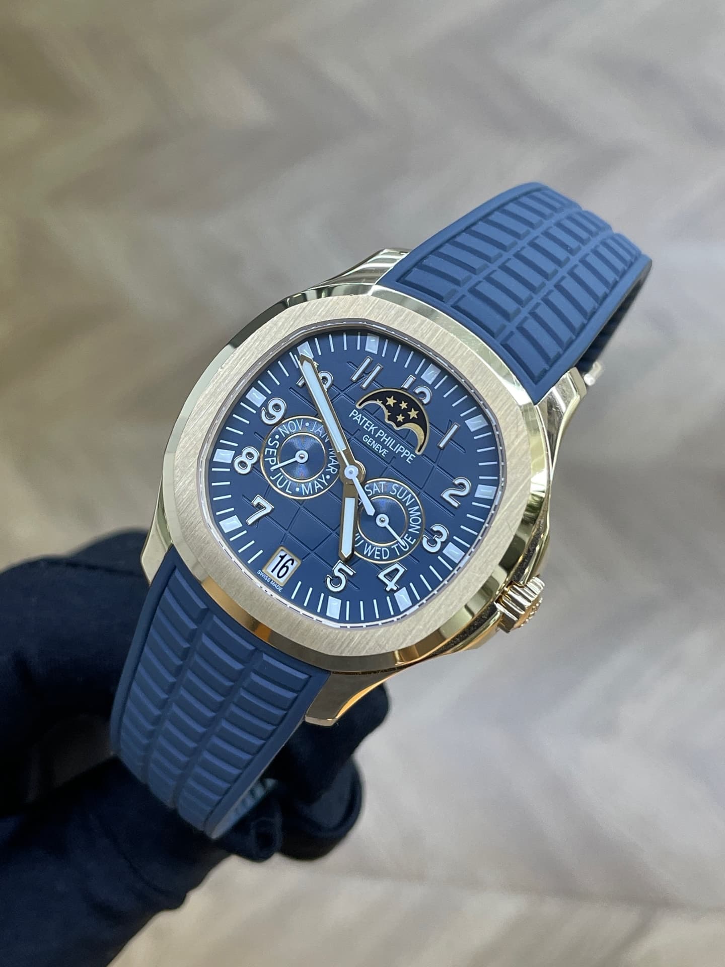 Patek Philippe Calatrava Weekly Calendar