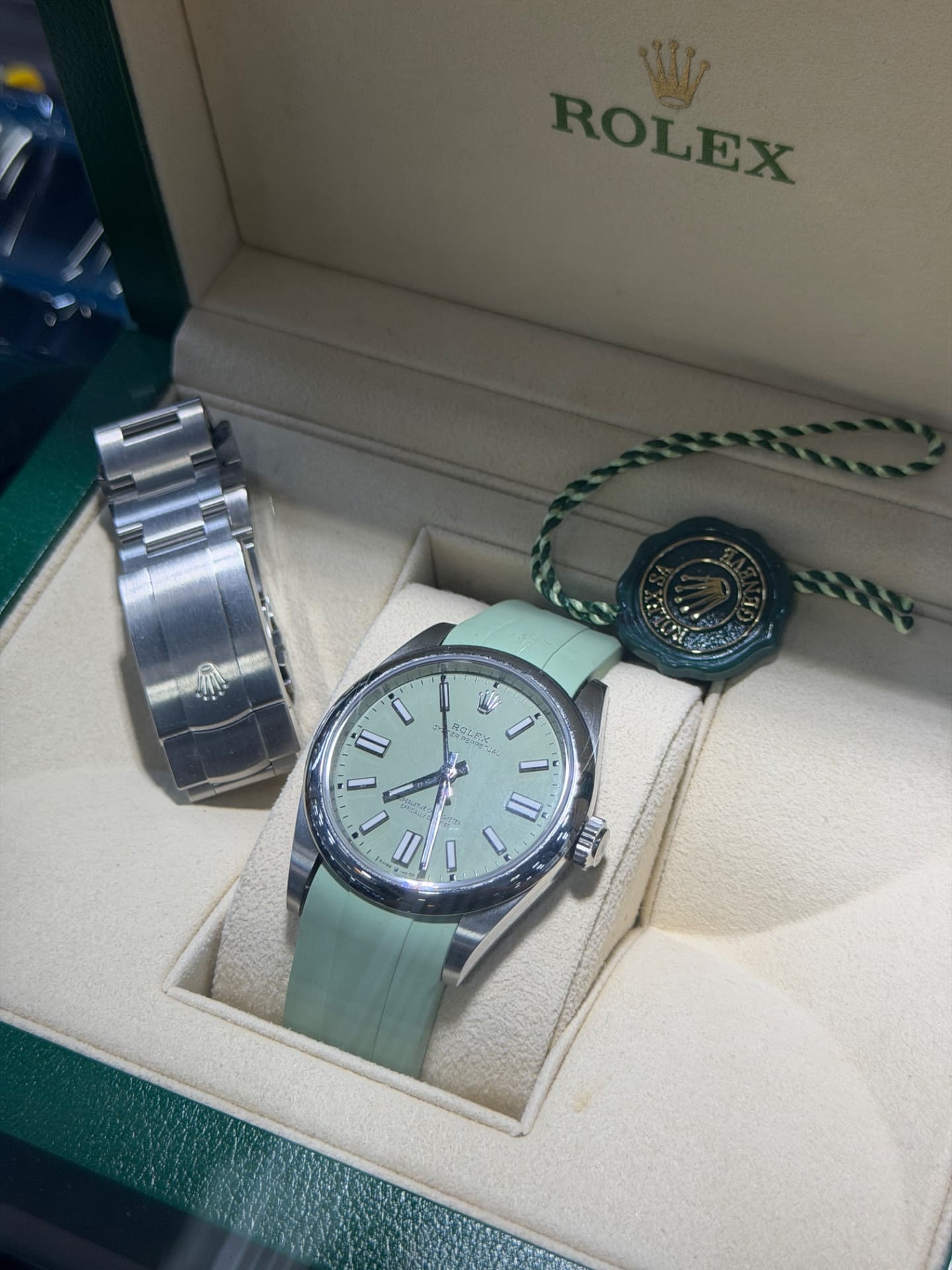 Rolex Oyster Perpetual 40