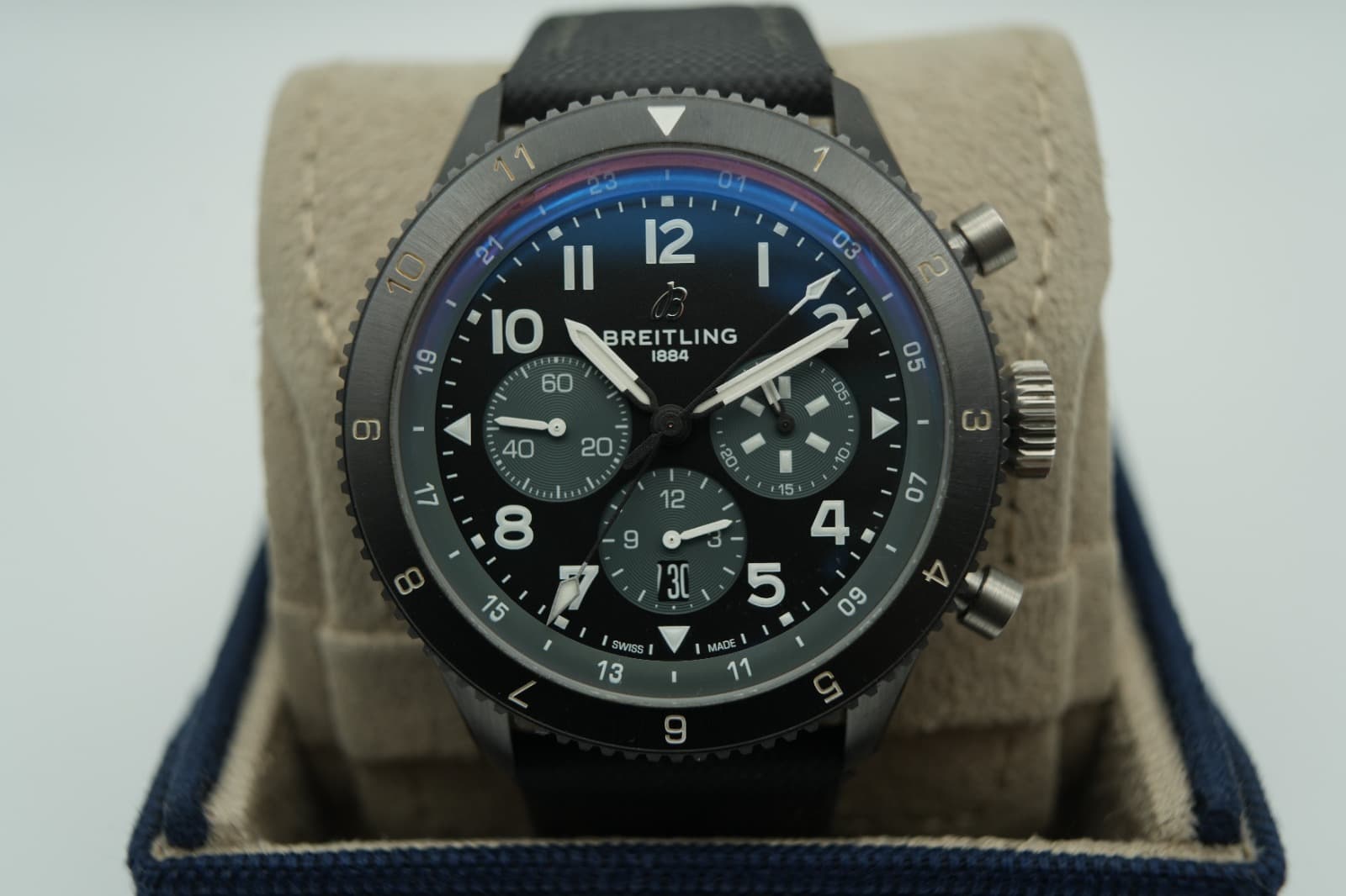 Breitling Super AVI B04 Chronograph GMT Mosquito Night Fighter