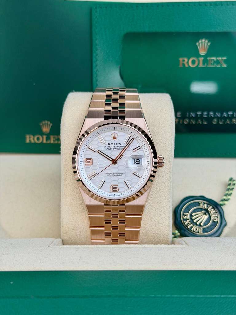 Rolex Land-Dweller