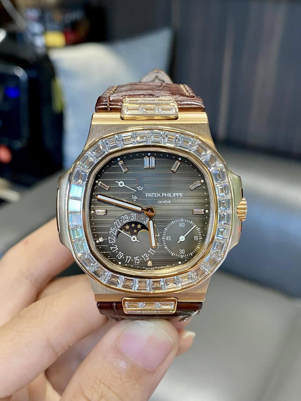Patek Philippe Calatrava Weekly Calendar