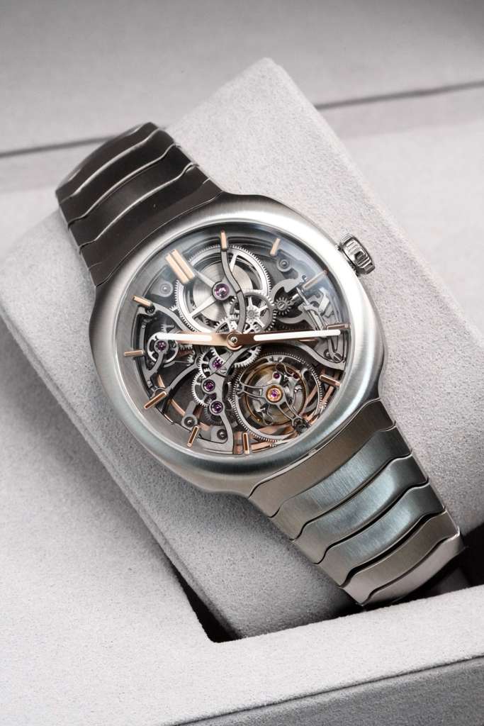 H. Moser & Cie. Endeavour Tourbillon Skeleton