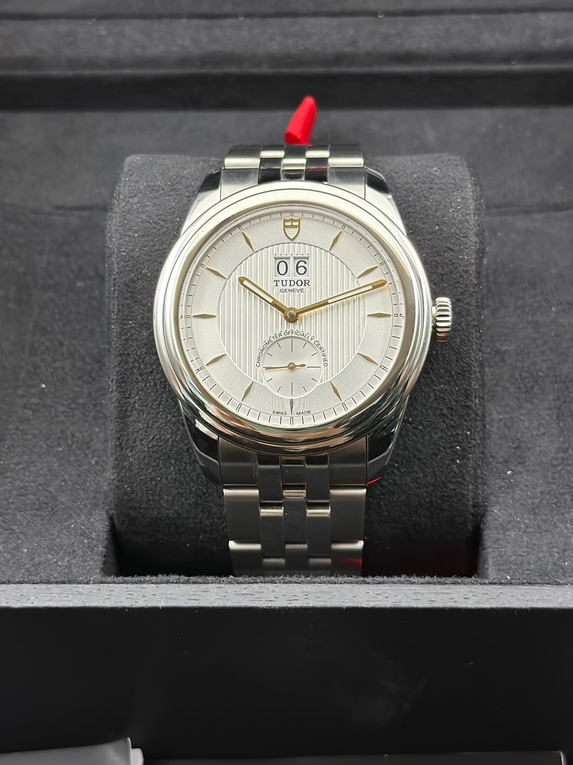 Tudor Black Bay 57