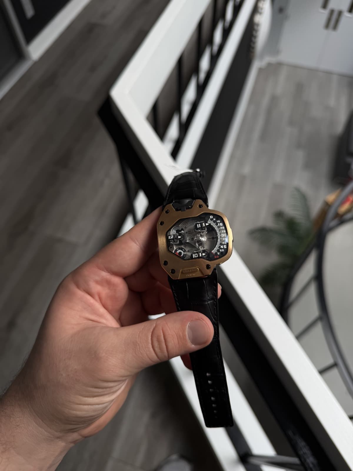 Urwerk UR-110