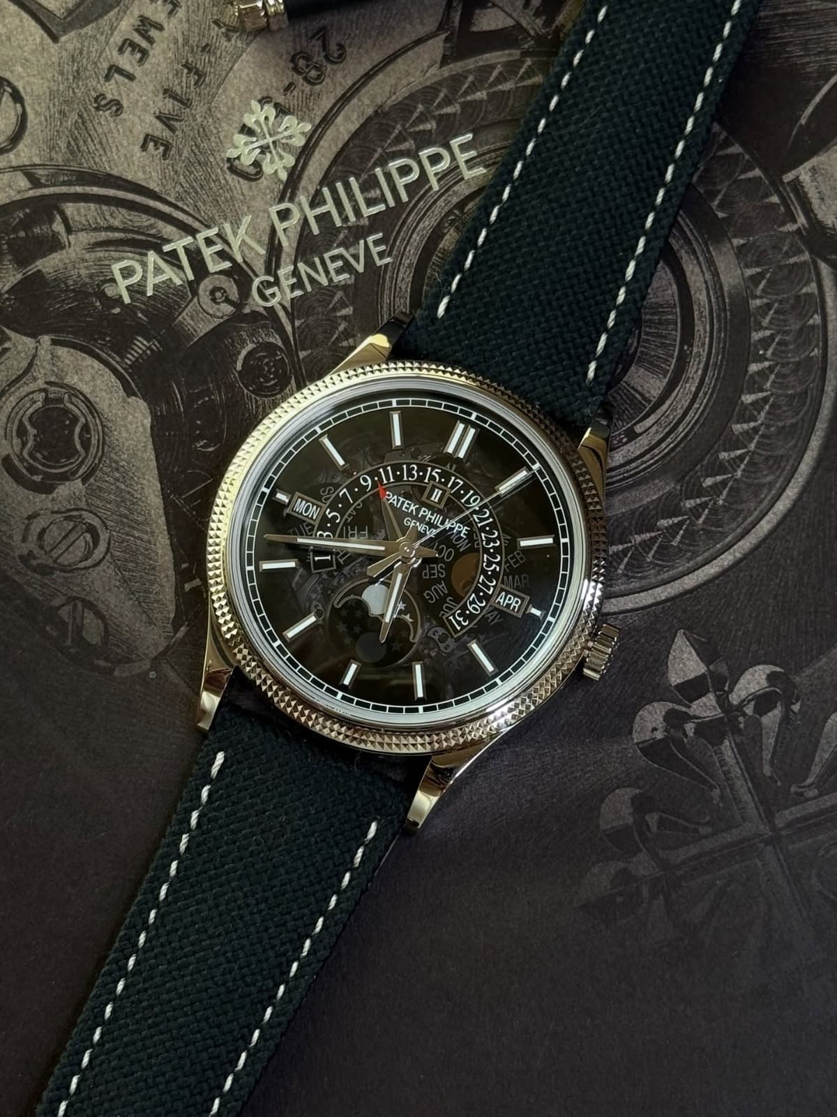 Patek Philippe Calatrava Weekly Calendar